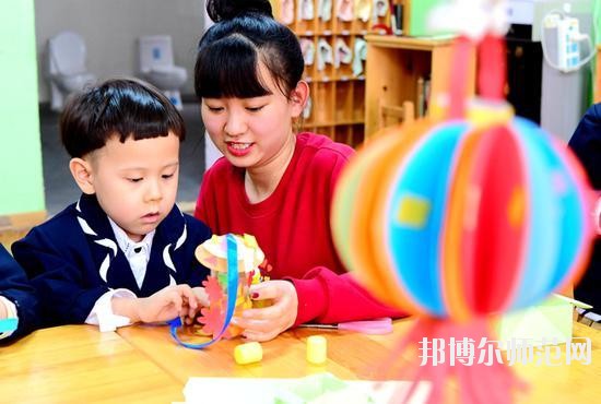 湖北2020年讀幼師學(xué)校什么專業(yè)最好