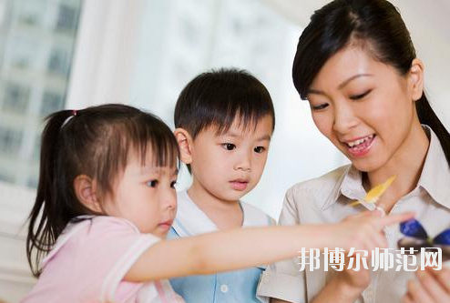 宜昌2021年幼師學校有什么專業(yè)適合女生