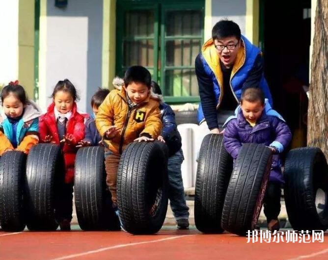 重慶2021年幼師學(xué)校有哪些專(zhuān)業(yè)適合男生